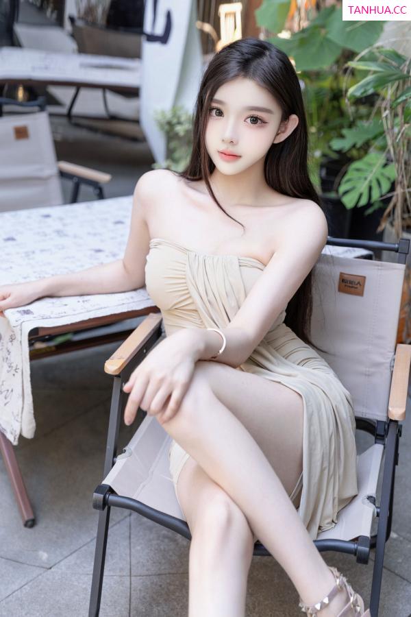   [XiuRen]高清写真图 2024.07.19 No.8883 龙雪儿 性感美腿第49张图片